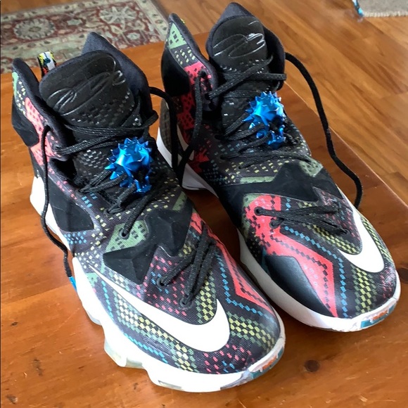nike lebron 13 bhm
